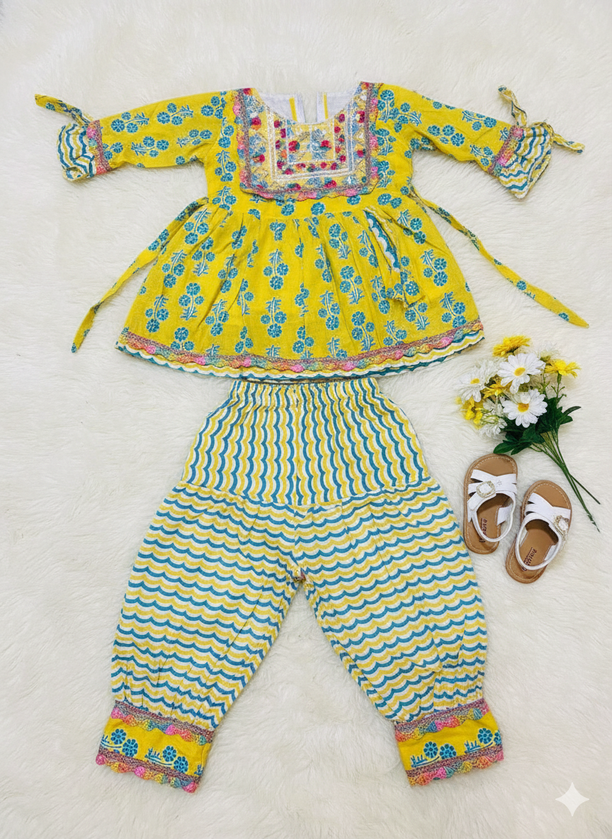 Basanti Bloom kurti Set